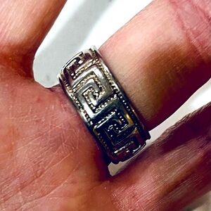 Vintage Sterling Silver, 925, Nicely Weighted Greek Key Maze Band Ring Size 8